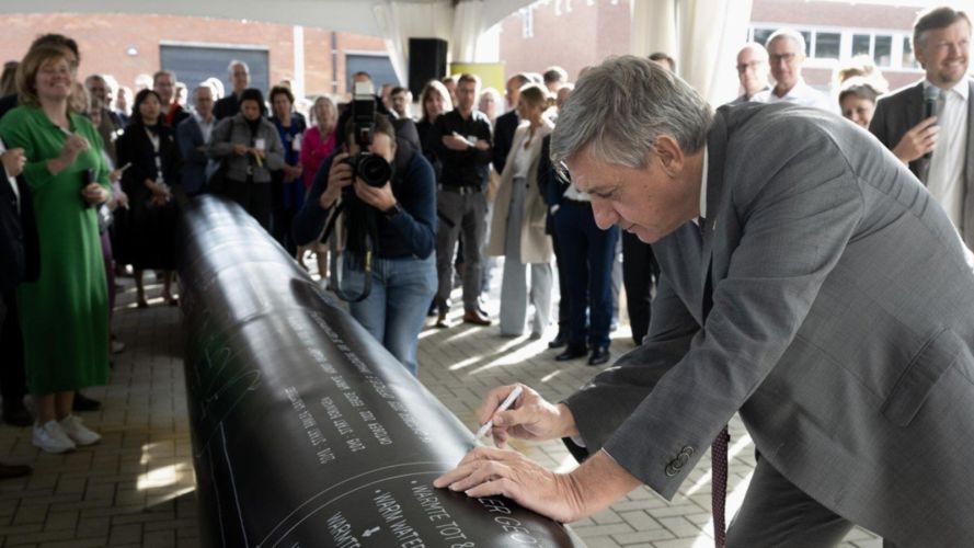 Janssen Pharmaceutica neemt geothermiecentrale in gebruik Janssen Pharmaceutica neemt geothermiecentrale in gebruik